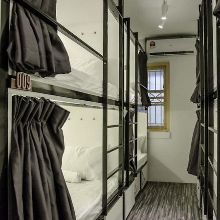 Oyo 90121 Summer House Bed & Cafe Kuala Lumpur Exterior foto